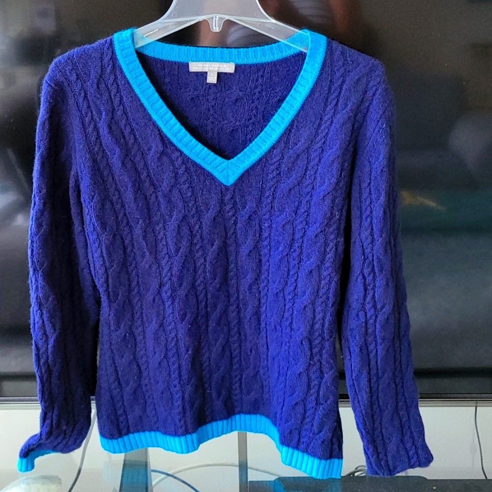 100% Cashmere Vneck from Neiman Marcus